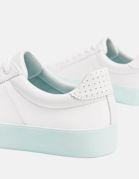 Trainers with heel detail